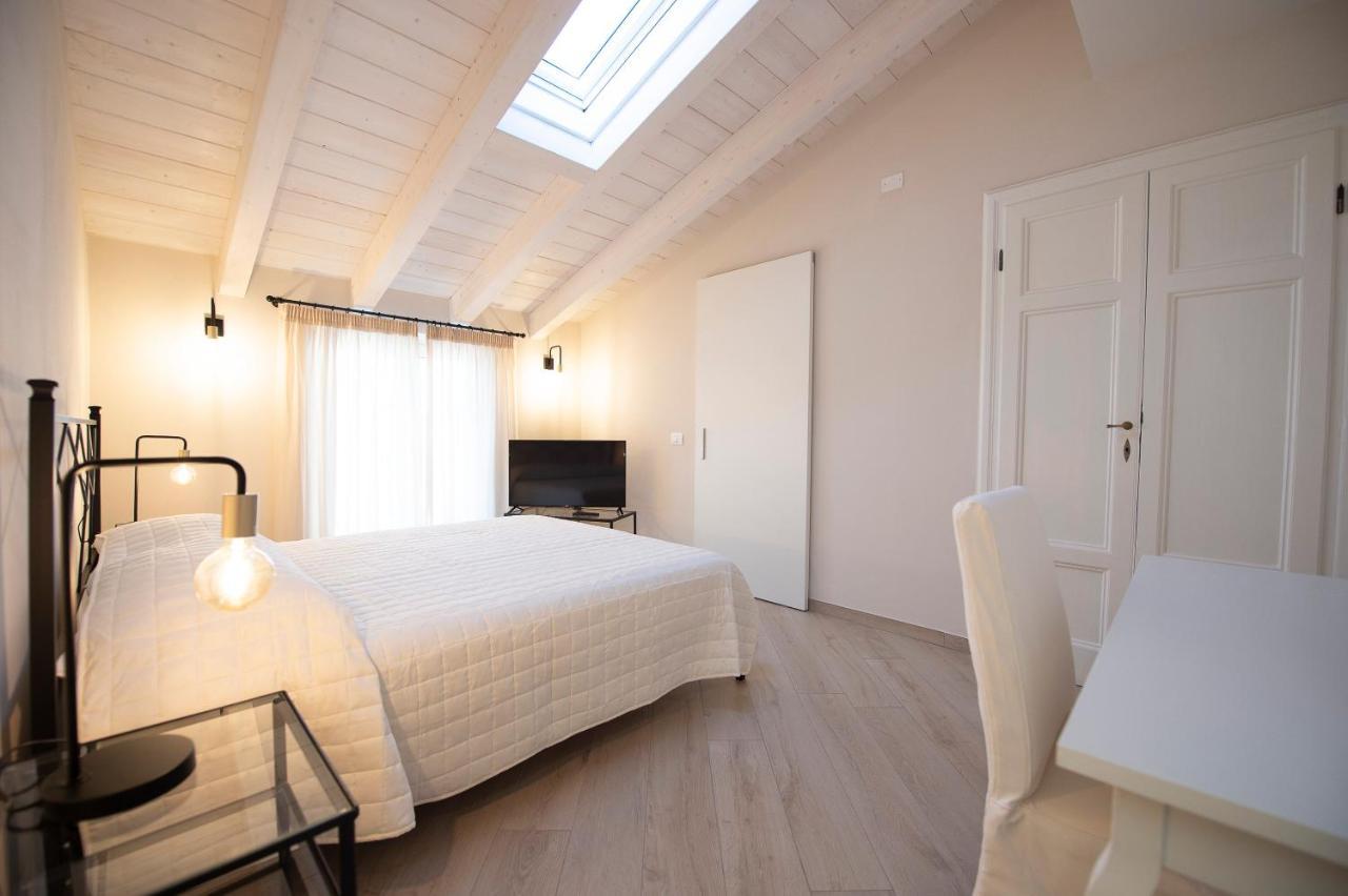 Villino Aliboni - Camere a 2 passi dal mare Marina Di Carrara Exterior foto