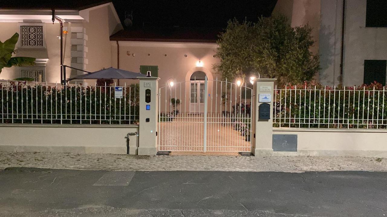 Villino Aliboni - Camere a 2 passi dal mare Marina Di Carrara Exterior foto